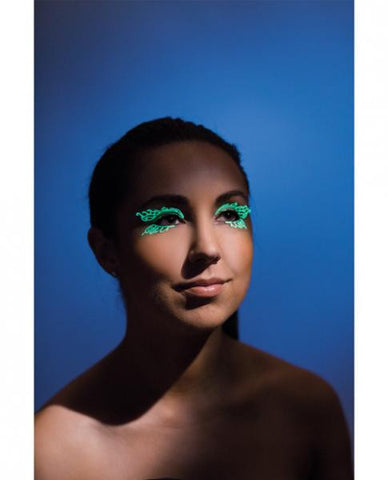 Lazer Cut Glow in the Dark Double Swirl Eyelashes